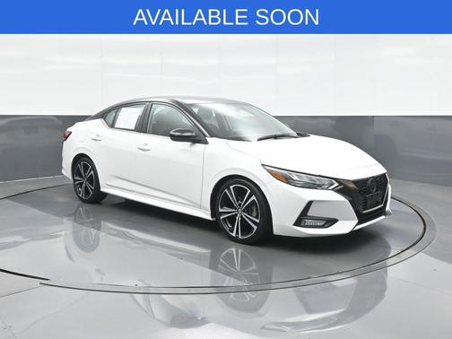 Aspen White/Super Black 2020 Nissan Sentra SR