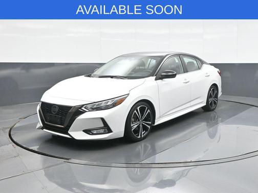 Aspen White/Super Black 2020 Nissan Sentra SR