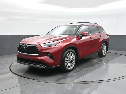 2025 Toyota Highlander Platinum