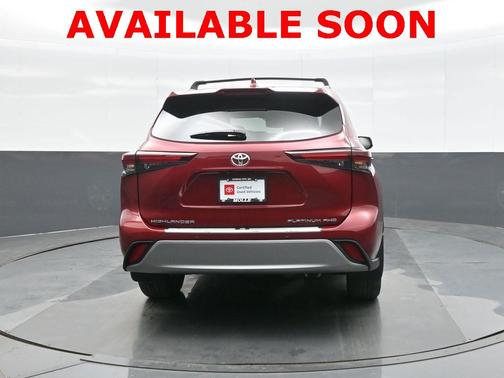 2025 Toyota Highlander Platinum