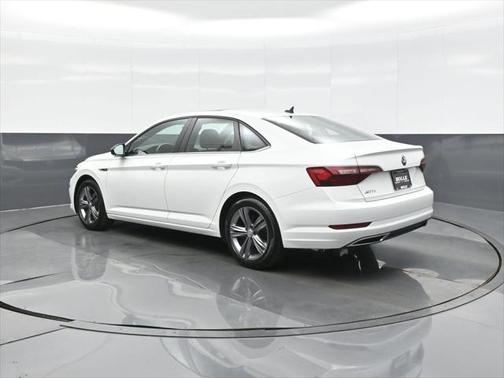 2021 Volkswagen Jetta 1.4T R-Line