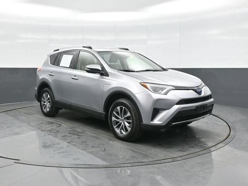 2018 Toyota RAV4 Hybrid LE