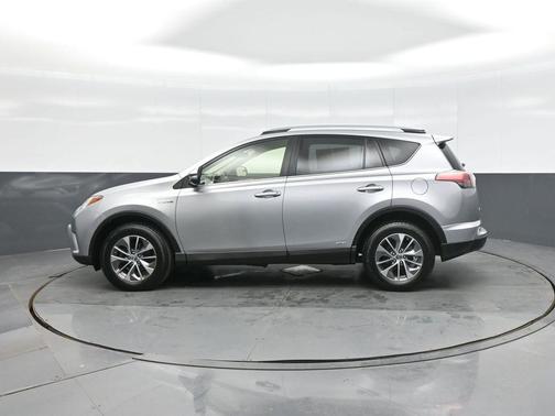 2018 Toyota RAV4 Hybrid LE