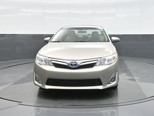 2014 Toyota Camry Hybrid XLE