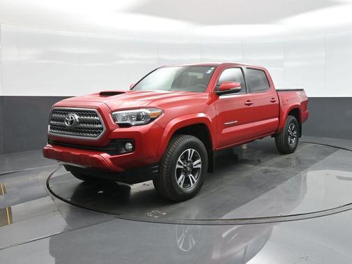 2017 Toyota Tacoma TRD Sport