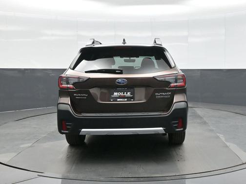 2021 Subaru Outback Touring XT