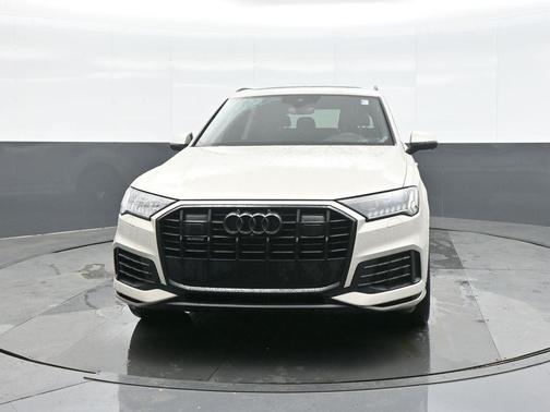 2021 Audi Q7 55 Prestige