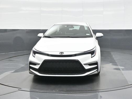 Ice Cap 2026 Toyota Corolla SE