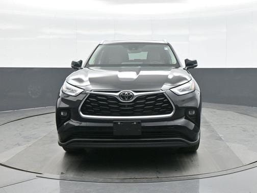 2025 Toyota Highlander Hybrid Limited