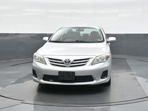 Classic Silver 2013 Toyota Corolla LE