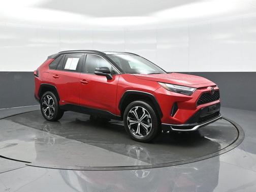 2025 Toyota RAV4 Hybrid SE