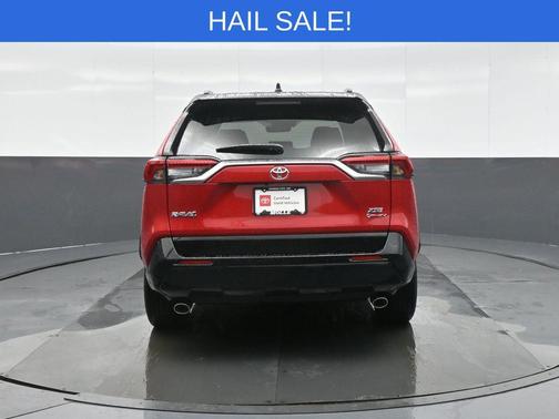 2025 Toyota RAV4 Hybrid SE