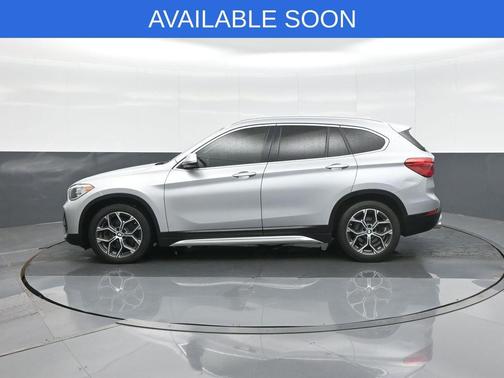 Glacier Silver Metallic 2021 BMW X1 xDrive28i