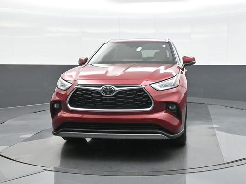Ruby Flare Pearl 2026 Toyota Highlander Hybrid Platinum