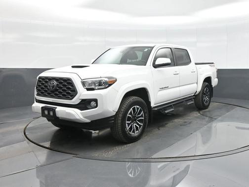 2020 Toyota Tacoma TRD Sport
