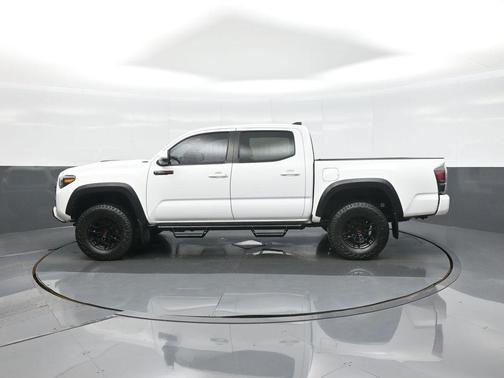 Super White 2020 Toyota Tacoma TRD Pro