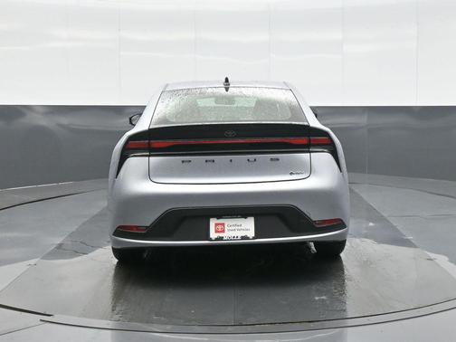 Cutting Edge 2026 Toyota Prius LE