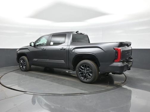2026 Toyota Tundra Hybrid Platinum