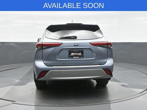 Moon Dust 2020 Toyota Highlander Hybrid Platinum