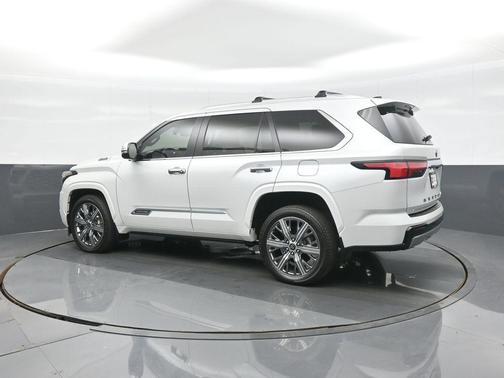 Wind Chill Pearl 2024 Toyota Sequoia Capstone