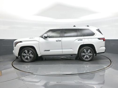 Wind Chill Pearl 2024 Toyota Sequoia Capstone