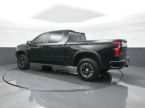 Black 2023 Chevrolet Silverado 1500 ZR2