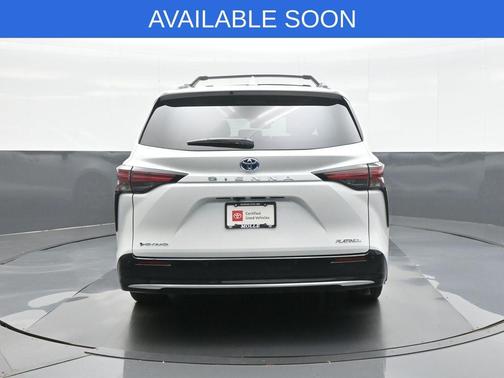 Wind Chill Pearl 2025 Toyota Sienna Platinum