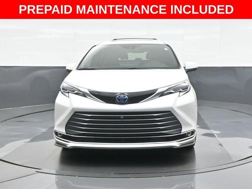 Wind Chill Pearl 2025 Toyota Sienna Platinum