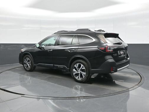 Crystal Black Silica 2020 Subaru Outback Touring