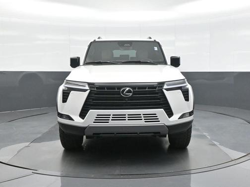 White Pearl 2025 Lexus GX 550 Overtrail
