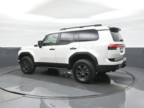 White Pearl 2025 Lexus GX 550 Overtrail
