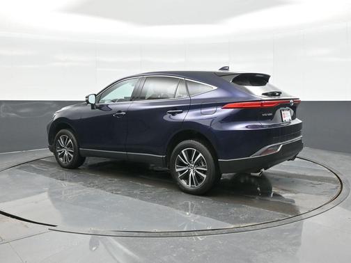 2024 Toyota Venza LE