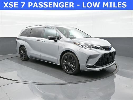 2024 Toyota Sienna XSE 7 Passenger