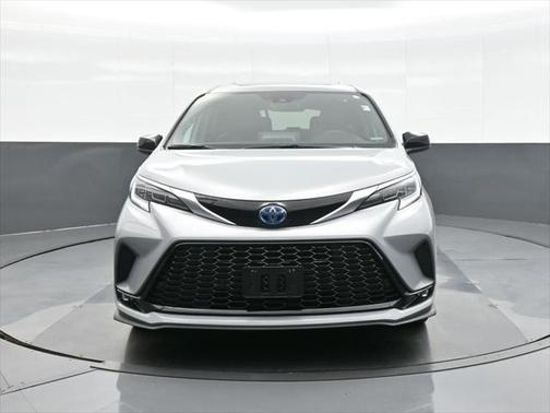 2024 Toyota Sienna XSE 7 Passenger