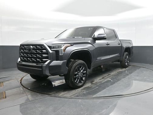 2023 Toyota Tundra Hybrid Platinum
