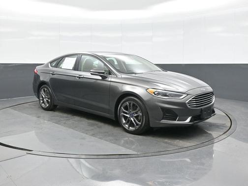 2020 Ford Fusion SEL