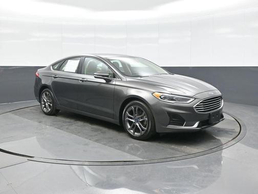 2020 Ford Fusion SEL