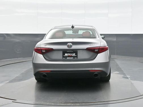 2018 Alfa Romeo Giulia Ti