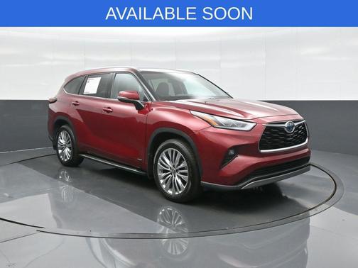 Pearl 2024 Toyota Highlander Hybrid Platinum