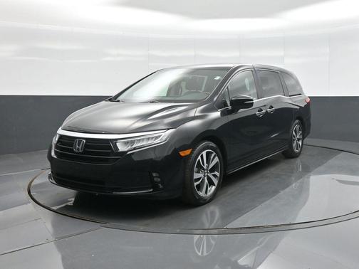 Crystal Black Pearl 2022 Honda Odyssey Touring