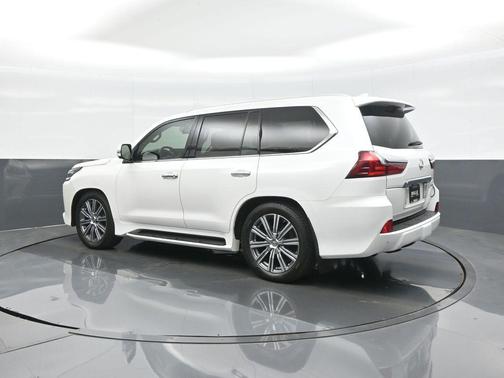Starfire Pearl 2017 Lexus LX 570 Base