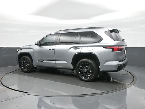 2024 Toyota Sequoia Platinum