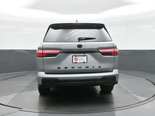 2024 Toyota Sequoia Platinum