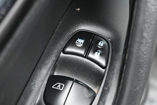 Gun Metallic 2019 Nissan Rogue Hybrid SV