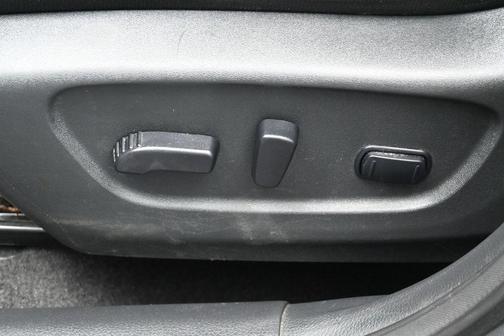 Gun Metallic 2019 Nissan Rogue Hybrid SV