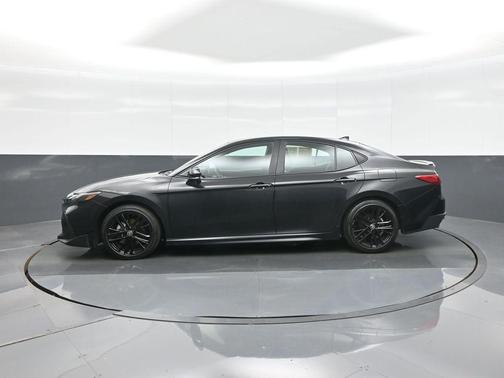 Midnight Black Metallic 2025 Toyota Camry SE