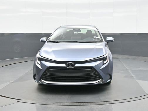 2026 Toyota Corolla Hybrid XLE