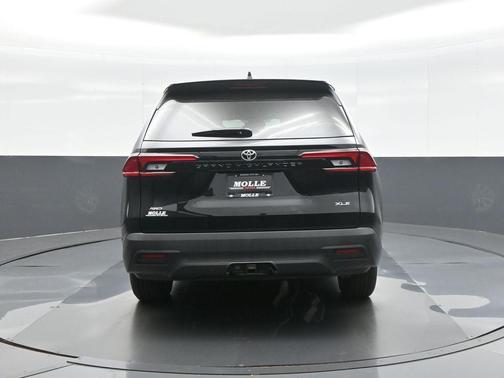 Midnight Black Metallic 2026 Toyota Grand Highlander XLE