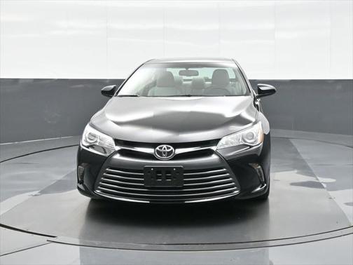 2016 Toyota Camry XLE