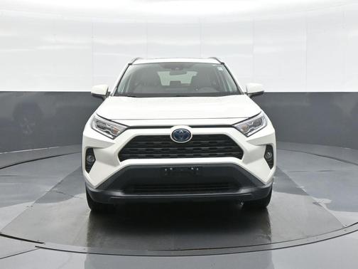 Blizzard Pearl 2021 Toyota RAV4 Hybrid XLE Premium